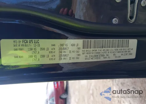 2019 Jeep Compass Latitude 4X4 z USA, uszkodzony, nr VIN 3C4NJDBB9KT679054